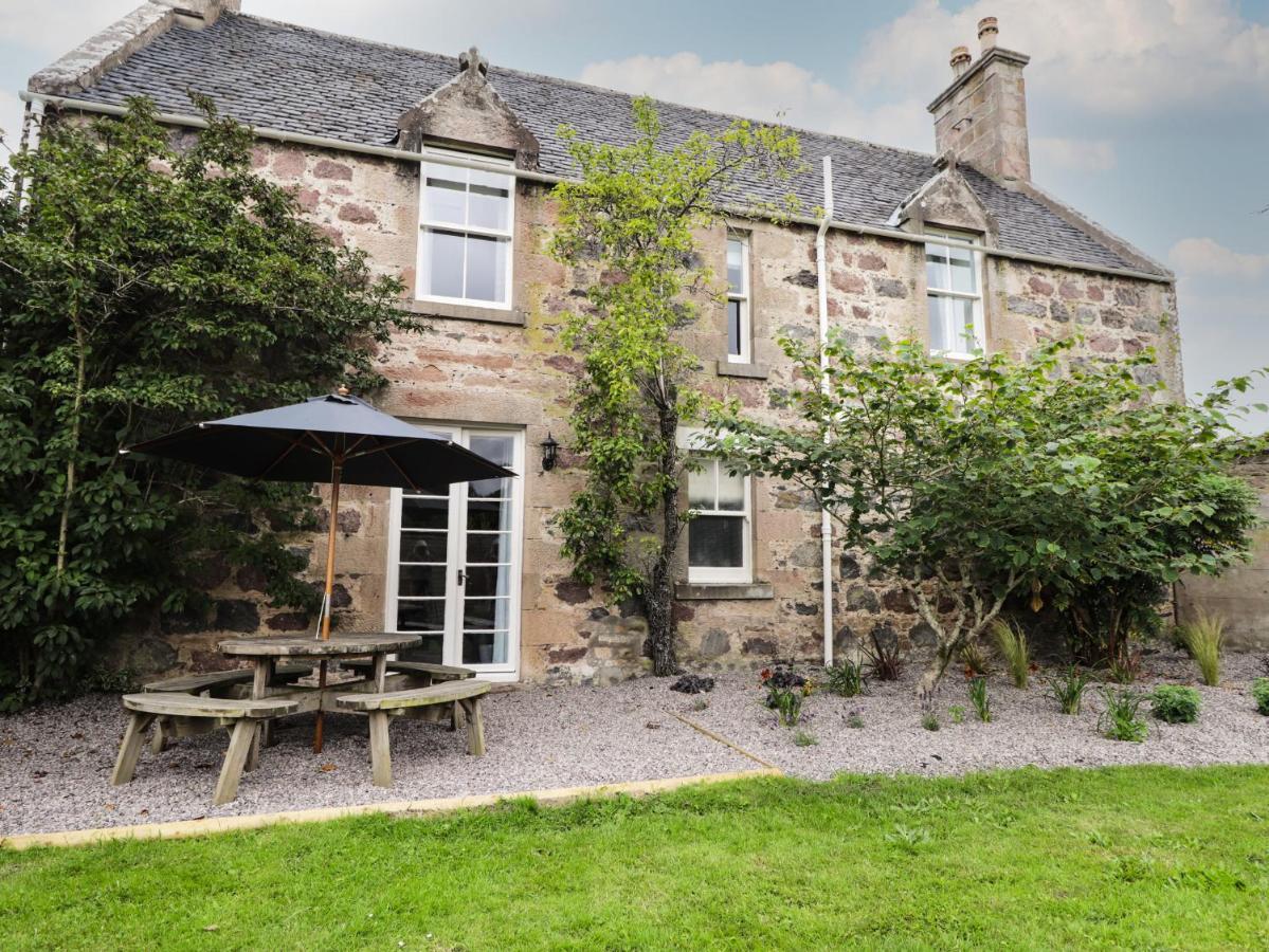 Gardeners Cottage Forres Exterior foto